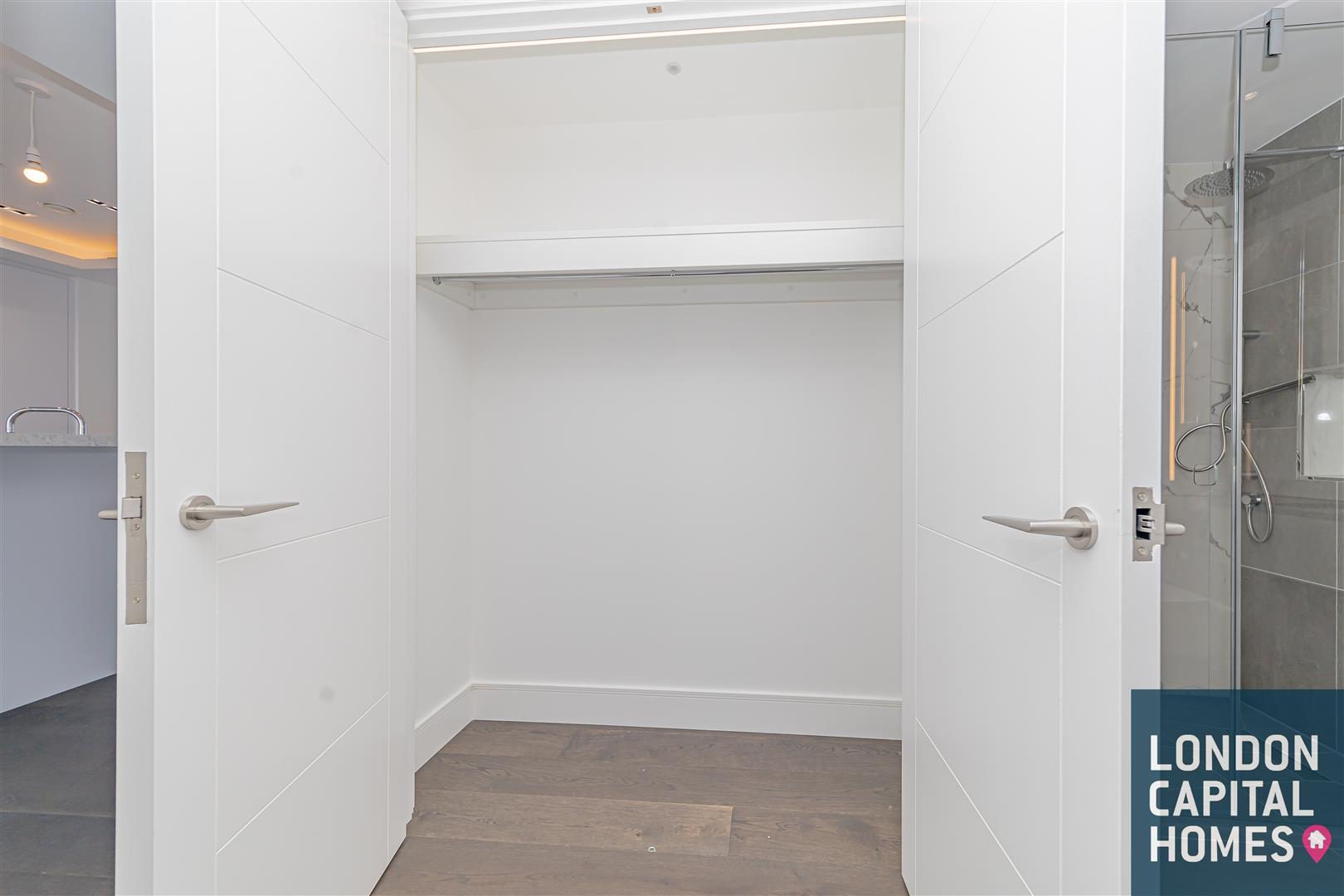 Carrara tower, 1 Bollinder Place, London